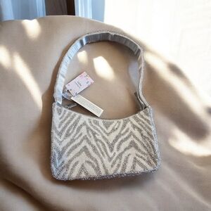 NWT Handcrafted Beaded Shoulder  Bag, Silver & Cream